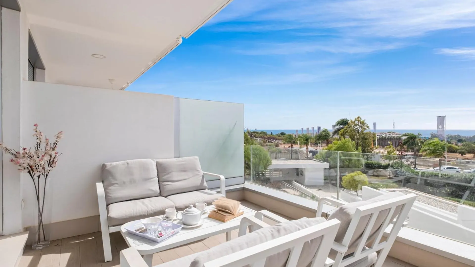 Cancelada Stunning Penthouse By Costarentals - Ref M37 Estepona