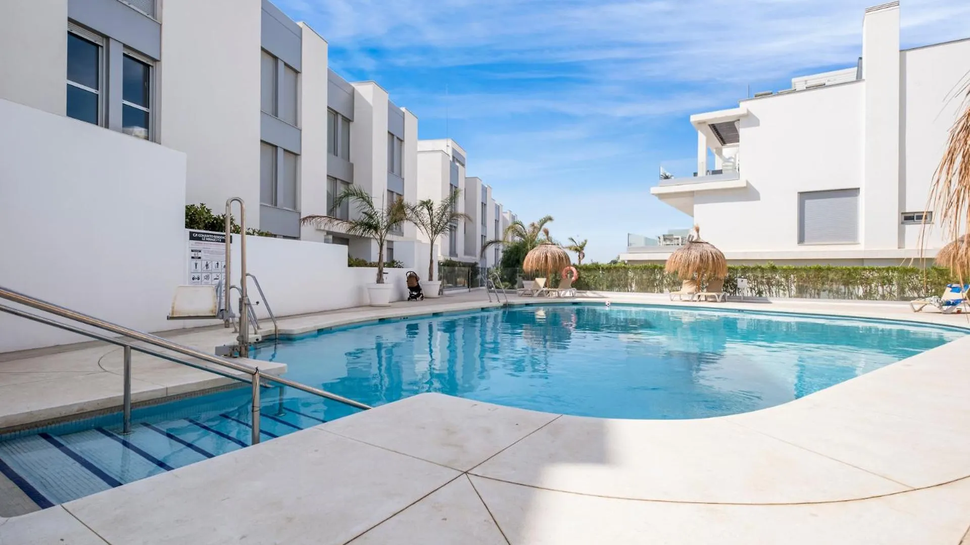 Cancelada Stunning Penthouse By Costarentals - Ref M37 Estepona
