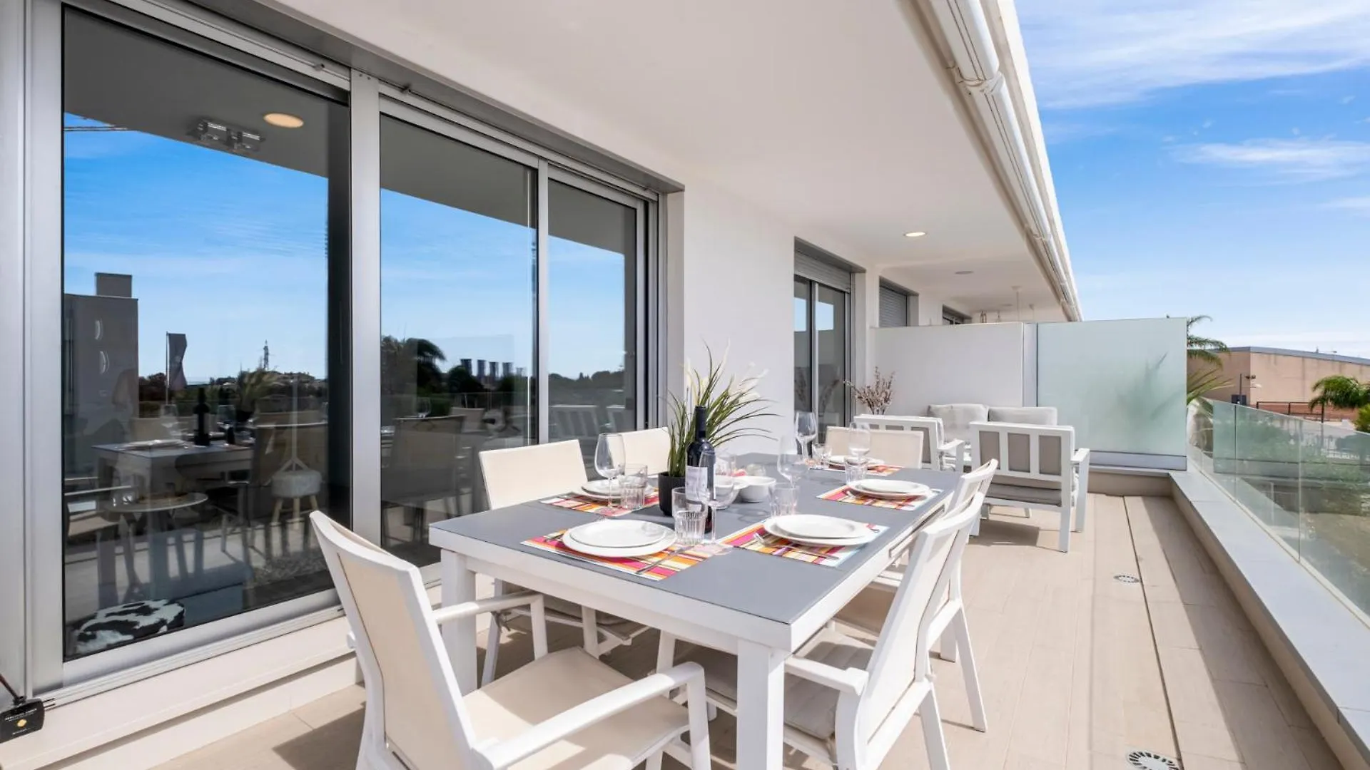 Cancelada Stunning Penthouse By Costarentals - Ref M37 Estepona